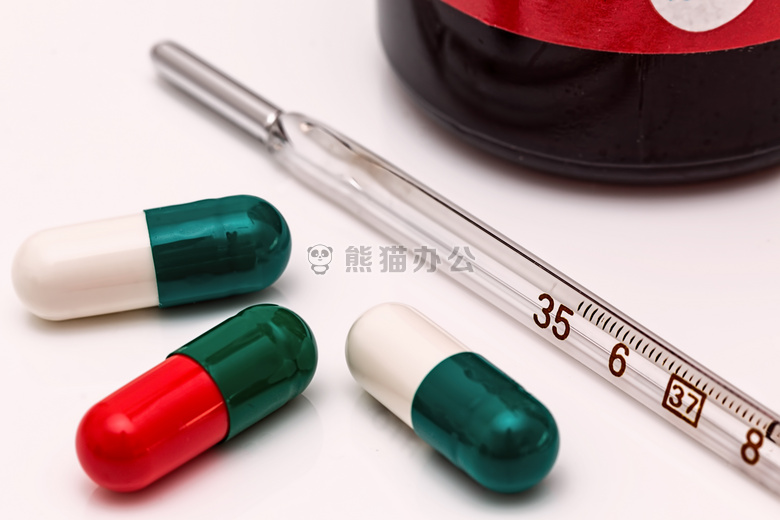 抗生素 胶囊 咳嗽