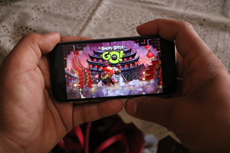 AngryBirds 游戏 苹果手机