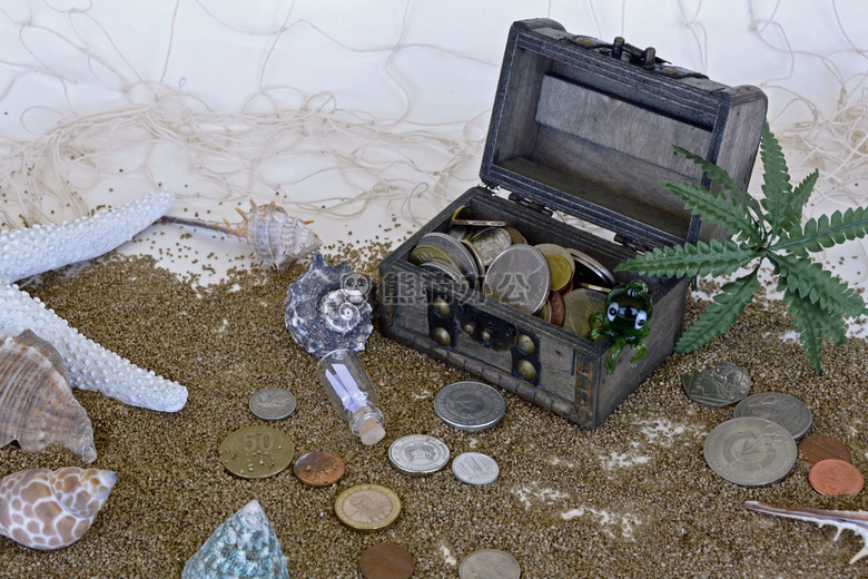 海滩 箱 现金