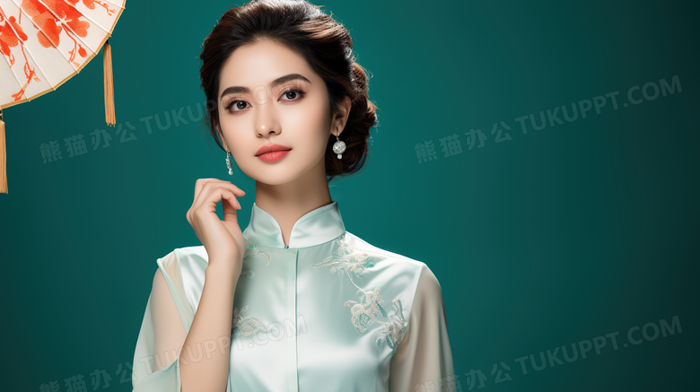 身穿中式礼服的混血美女模特特写图片