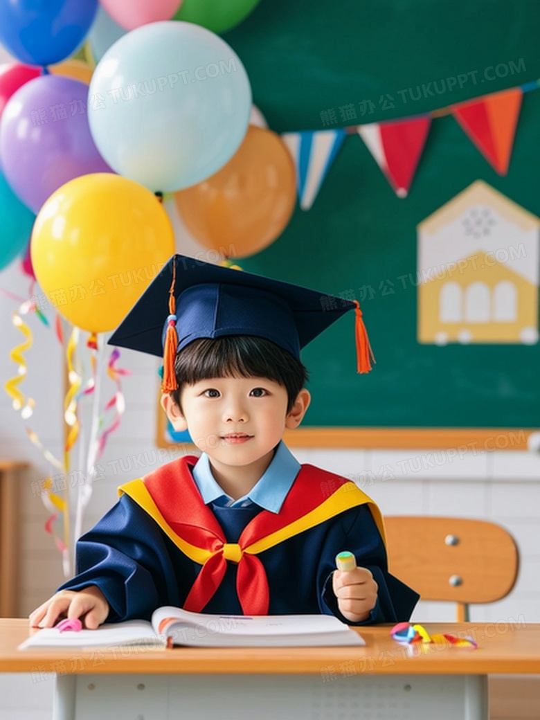 单人毕业照幼儿园小男孩