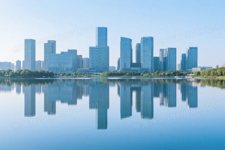 湖面倒映城市天际线对称图片