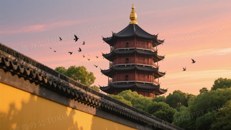 中式古塔绿树黄昏逆光图片