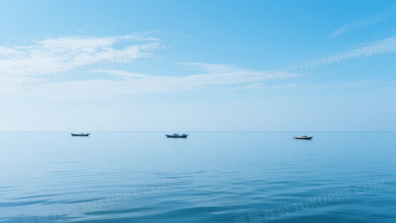 平静海面三船远景柔光图片