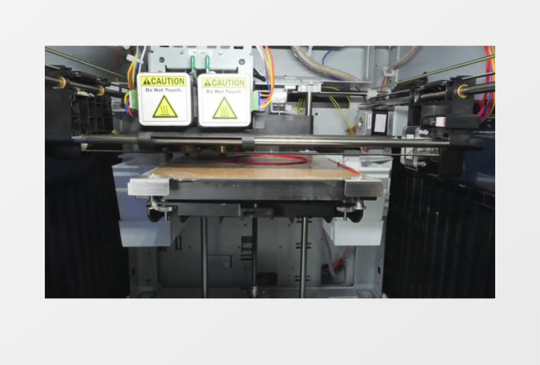 现代3D打印机打印产品实拍视频素材